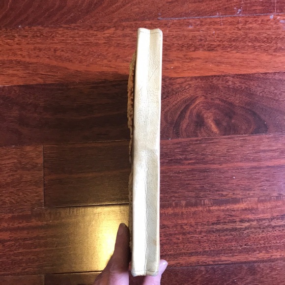 Vintage 1930’s Kidskin Clutch with Elephant Motif - Picture 7 of 8